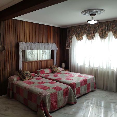 Apartamentos El Calleju Оренья Екстер'єр фото